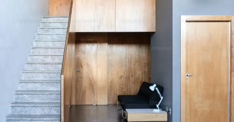 Color Psychology in Interior Design: Creating Emotions with Hues